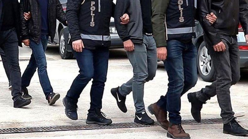 Kavga Ettiği 17 Yaşındaki Gencin Burnunu Isırarak Kopardı