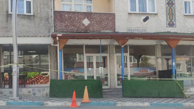 Kavgayı Ayırmak İsterken Kalbinden Vurulan Çiğköfteci Hayatını Kaybetti!