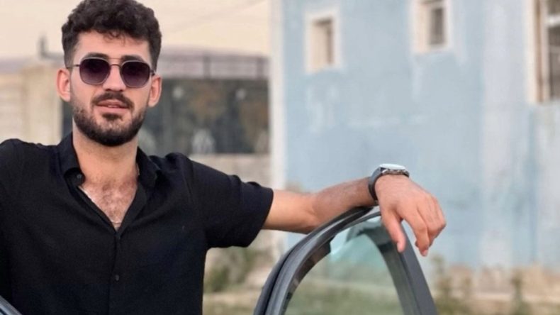 Kazada motosiklet yola savruldu: Genç sürücü hayatını kaybetti