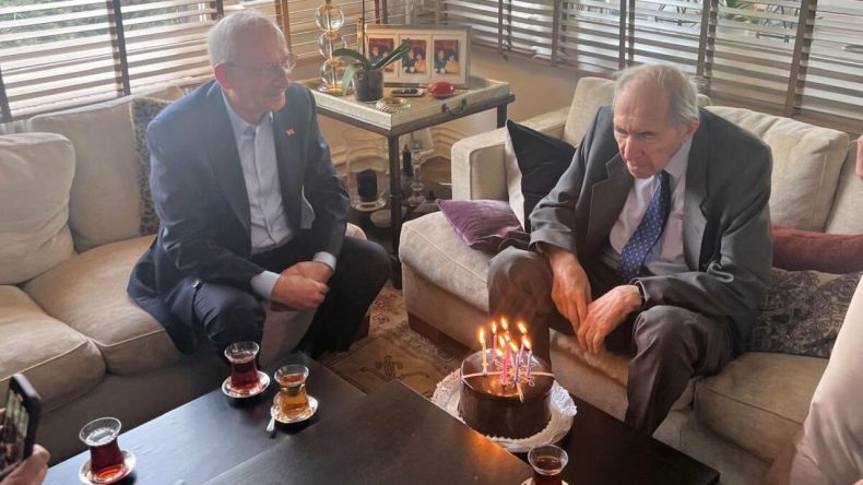 Kemal Kılıçdaroğlu, Altan Öymen’i Ziyaret Etti