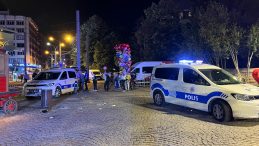 Kent Meydanında Bıçaklama Olayı