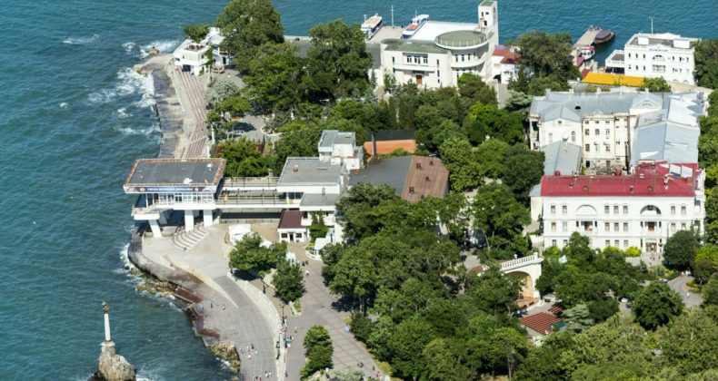 Kırım’da Deniz Yolu Taşımacılığı Durduruldu