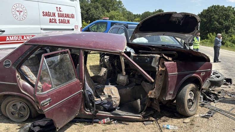 Kırklareli’nde 3 Araç Zincirleme Kazaya Karıştı: Çok Sayıda Yaralı Var