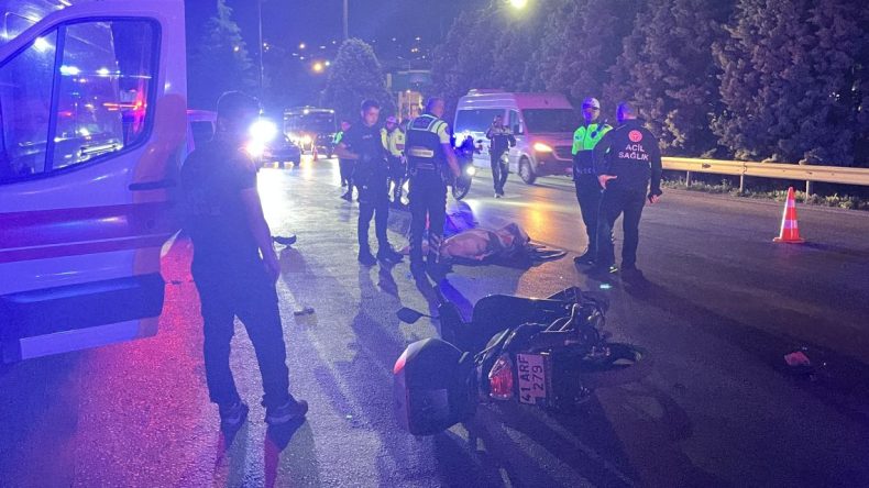 Kocaeli’de TIR ile Çarpışan Motosikletli Hayatını Kaybetti
