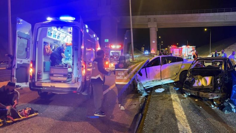 Kocaeli’de Zincirleme Trafik Kazası: 4’ü Çocuk, 12 Yaralı