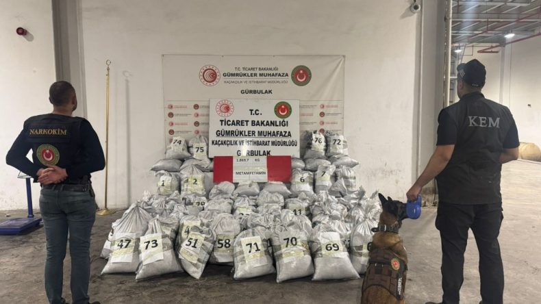 Kömüre Emdirilmiş 1.8 Ton Uyuşturucu Ele Geçirildi