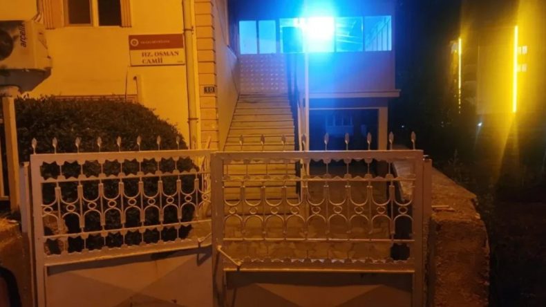 Konya’da 10 Günlük Bebek Cami Avlusuna Terk Edildi
