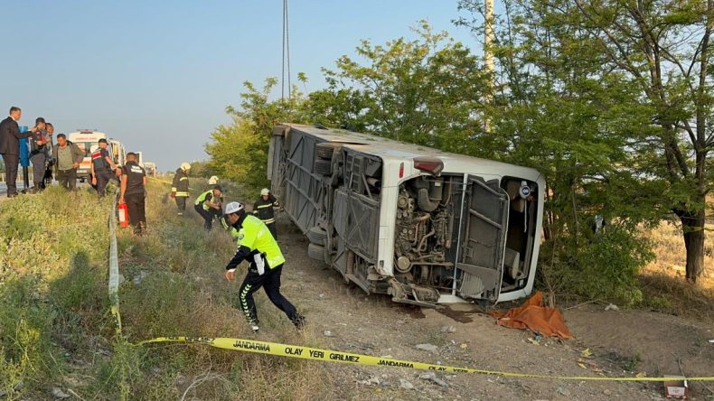 Konya’da Otobüs Kazası: 1 Kişi Hayatını Kaybetti, 23 Yaralı