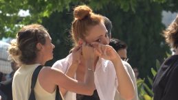 Küpesini çıkaramayınca sınava giremedi