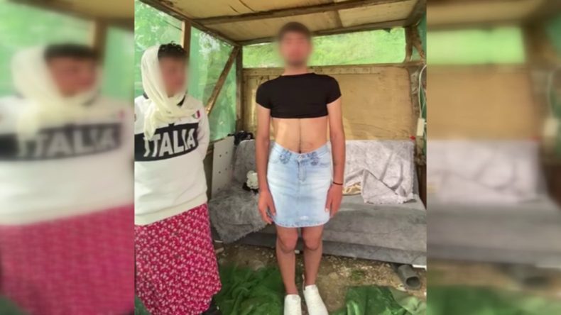 Kuş Hırsızlarına Kadın Kıyafeti Giydirip Özür Dilettiler: ‘Sözlerimi Tekrar Et’