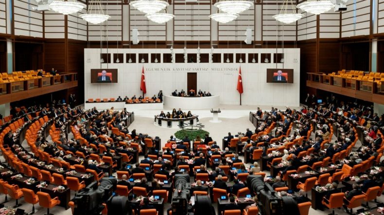 Meclis Başkanlığı Seçimi İçin Oy Kullanma Süreci Başladı