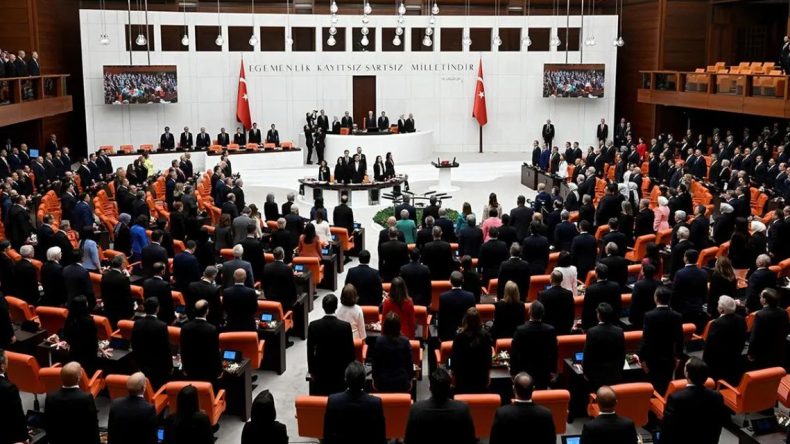 Meclis Başkanlık Divanı Üyeleri Resmi Gazete’de Yayımlandı