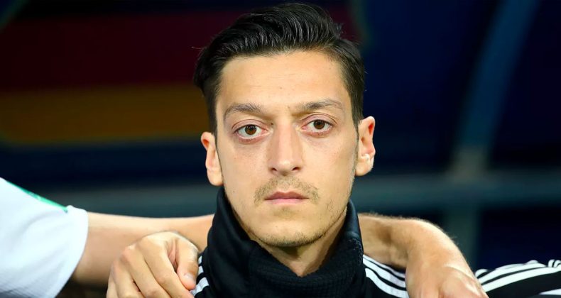 Mesut Özil Galatasaray’ı Seçti