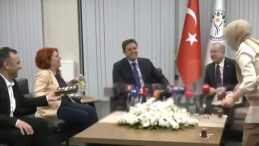 MHP-DEM Bayramlaşmasında ‘Demli Çay’ Esprisi Öne Çıktı