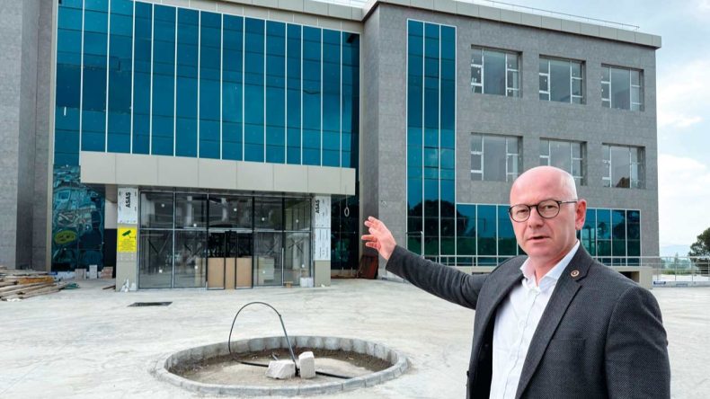 Milyarlarca Lira Harcandı, Hastaneler Hâlâ Açılmadı