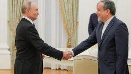 Moskova’da Kritik Görüşme: Hamaney, Putin’den Destek İstedi