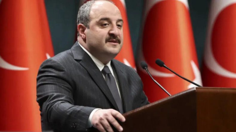 Mustafa Varank, İmamoğlu’na Hakaret Etti