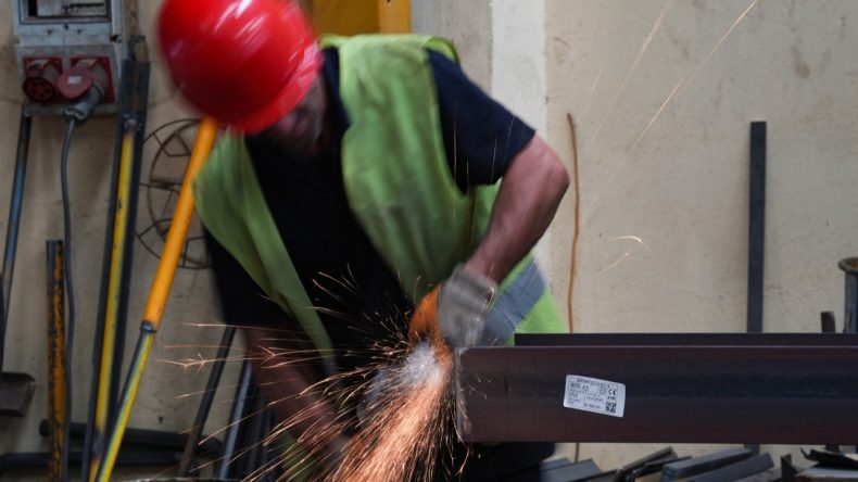 Müşteri Tavsiyesiyle Fabrika Kurdu