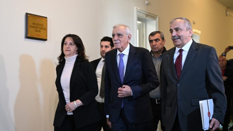 Öcalan Talep Etti: Sırrı Süreyya Önder’in Yerine Geçen İsim Belli Oldu