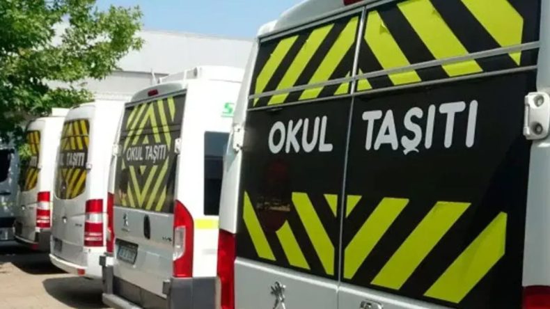 Okul Servisinde Şok Eden Olay: Şoför Öğrenciye Çekiçle Saldırdı
