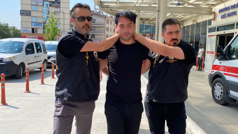 Okulda Öğretmeni Öldürdü: Pişman Değilmiş