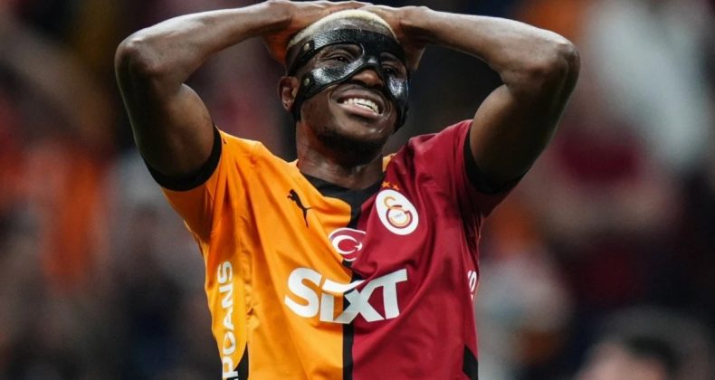 Osimhen İstanbul’u Terketti