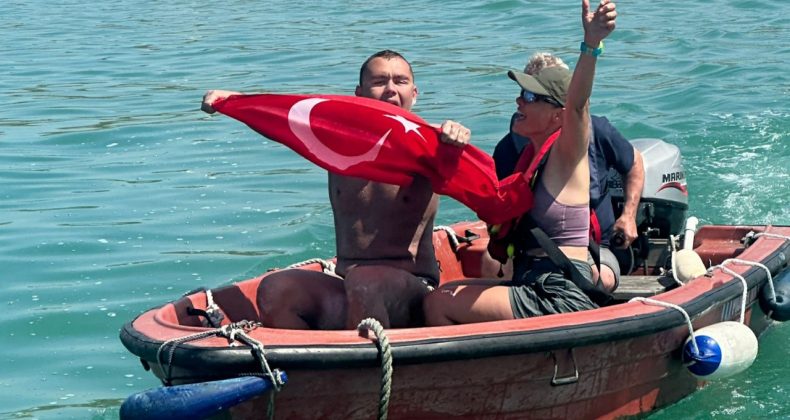 Otizmli Türk Yüzücü Tuna Tunca’dan Tarihi Başarı