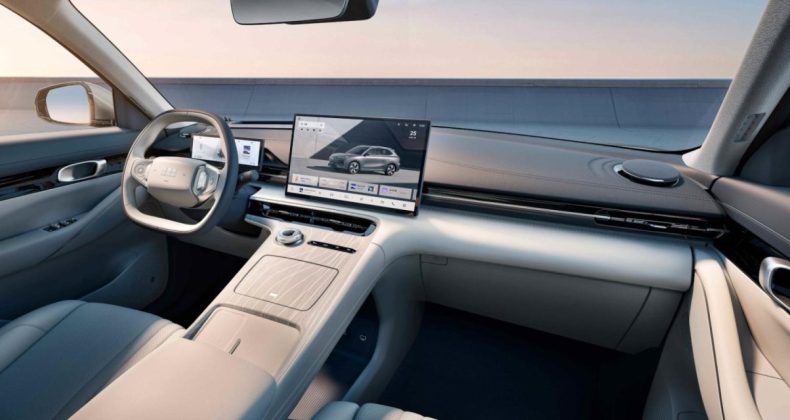 Otomotiv Endüstrisi Geely ile Değişiyor: Yapay Zeka Destekli Akıllı Araçlara İlk Adım!