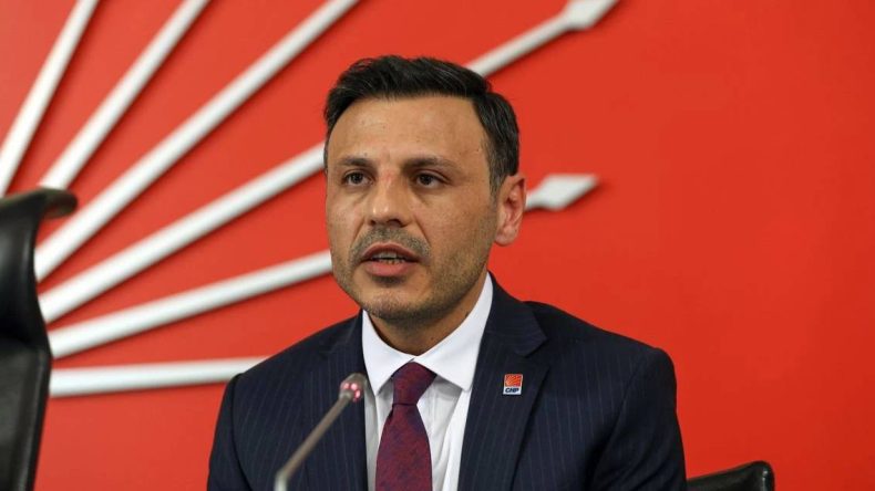 Özgür Çelik’ten Akit’e tepki: Hukuki haklarımızı kullanacağız!