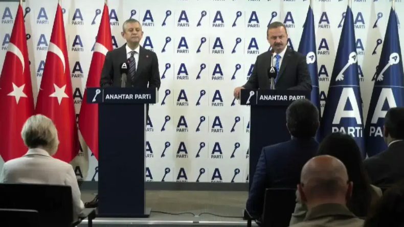 Özgür Özel: “Yolcu Değiliz, Hanı İnşa Edenleriz”