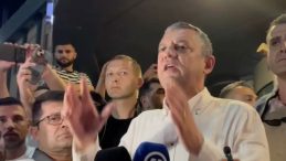 Özgür Özel’den Ferdi Zeyrek açıklaması: Kalbi 70 dakika sonra çalıştı