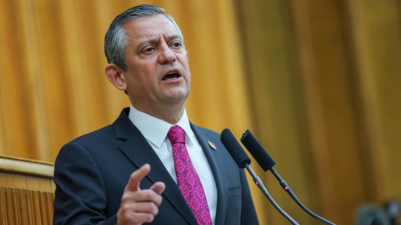 Özgür Özel’den ‘Koç Hesabı’