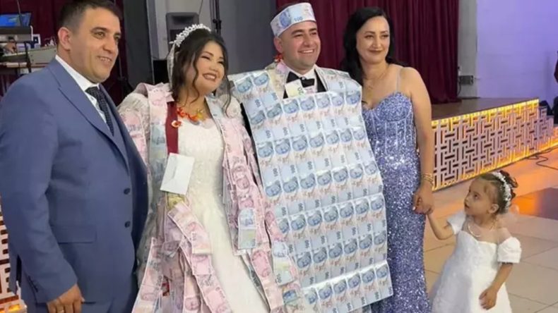 Para bu kez kuyumcuya gitmedi: Damadın yeleği her an ‘moda’ olabilir
