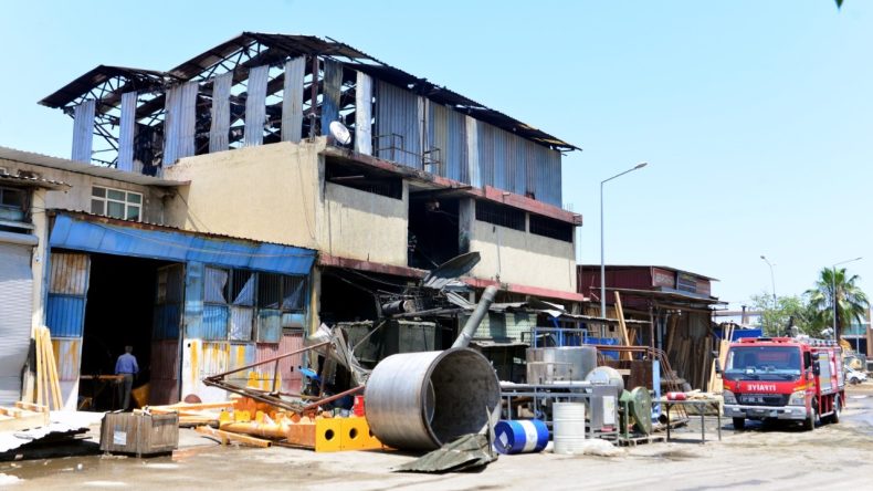 Park Malzemeleri Üretim Atölyesinde Patlama: Yaralılar Var