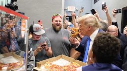Pizza Siparişleri Ele Verdi: ABD’nin İran’a Saldırısını Önceden Bildiler