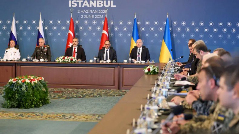 Rusya ve Ukrayna Barış İçin İstanbul’da Toplantı Gerçekleştirdi