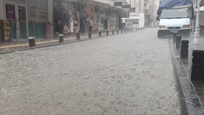 Sağanak ve Dolu Amasya’da Büyük Hasar Yarattı