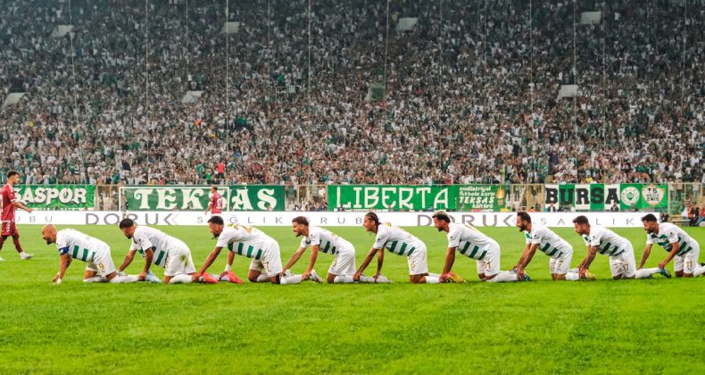 Şampiyonlukta büyük rol oynadı: Bursaspor ayrılığı açıkladı