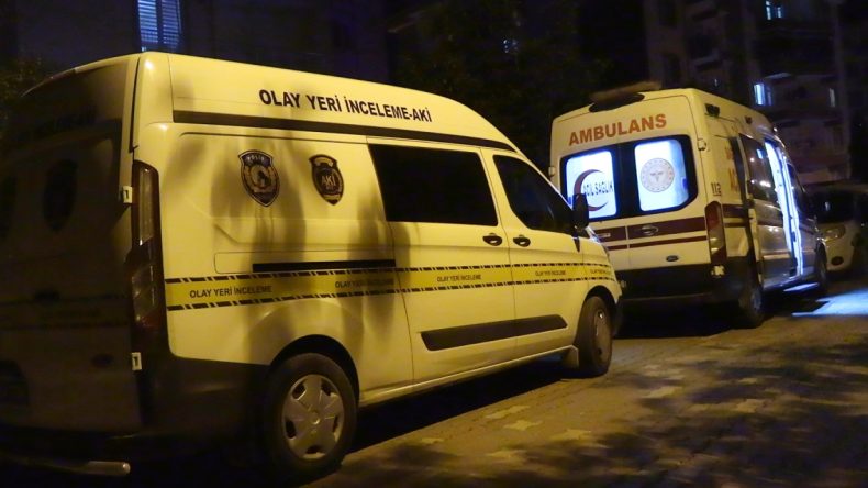 Silahla Oynayan Çocuk, Ablasını Vurdu! Genç Kız Hayatını Kaybetti