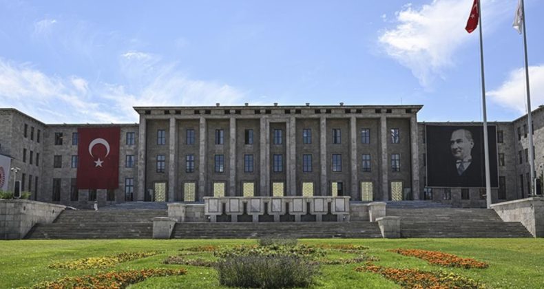 TBMM’de Sinyal Vermeye Başladı