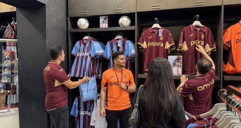 Trabzonspor’un Forma Tanıtımında Ahmet Minguzzi ve Eren Bülbül Sürprizi
