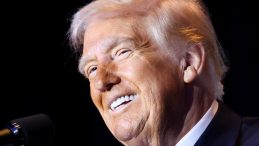 Trump’tan Dev Satışa Şartlı Onay