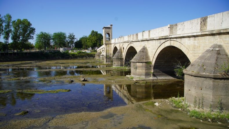 Tunca Nehri ‘akmam’ diyor: Göz göre göre kuruyor!