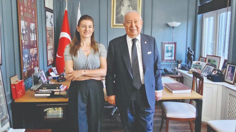 ‘Türkiye’nin Birinci Sorunu Eğitim, Paralı Eğitim Sorunu Çözülmeli’