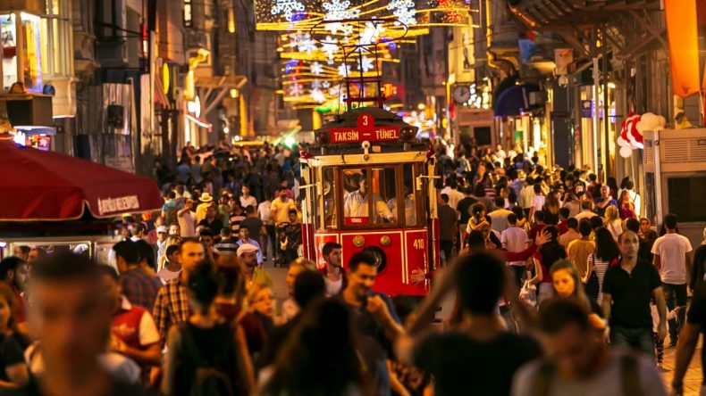 Uzman İsim Saat Verip Uyardı: Çıkmayın
