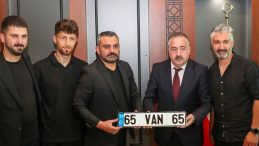 Vanspor’a Şampiyonluk Hediyesi