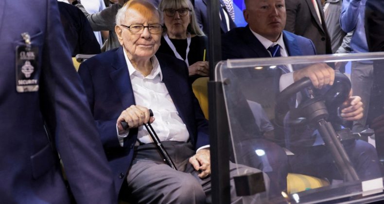 Warren Buffett'tan Rekor Bağış