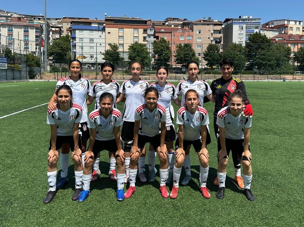 Beşiktaş U15 Takımı Maç Görüntüsü