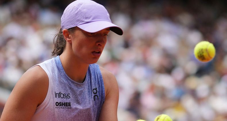 Wimbledon Şampiyonu Elendi