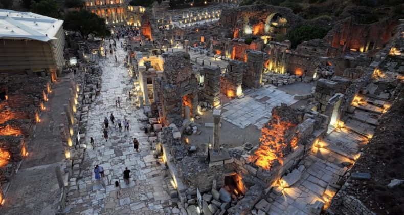 Yabancı Turist Ziyareti Rekor Kırdı